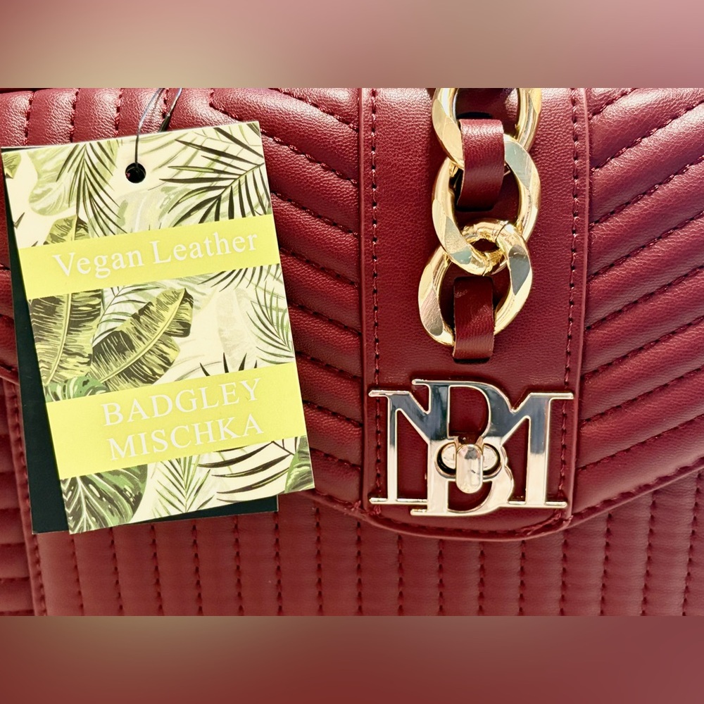 COPY: Badgley Mischka Red Quilted Handbag with Crossbody Strap and Gold Hardware - Picture 2 of 13
